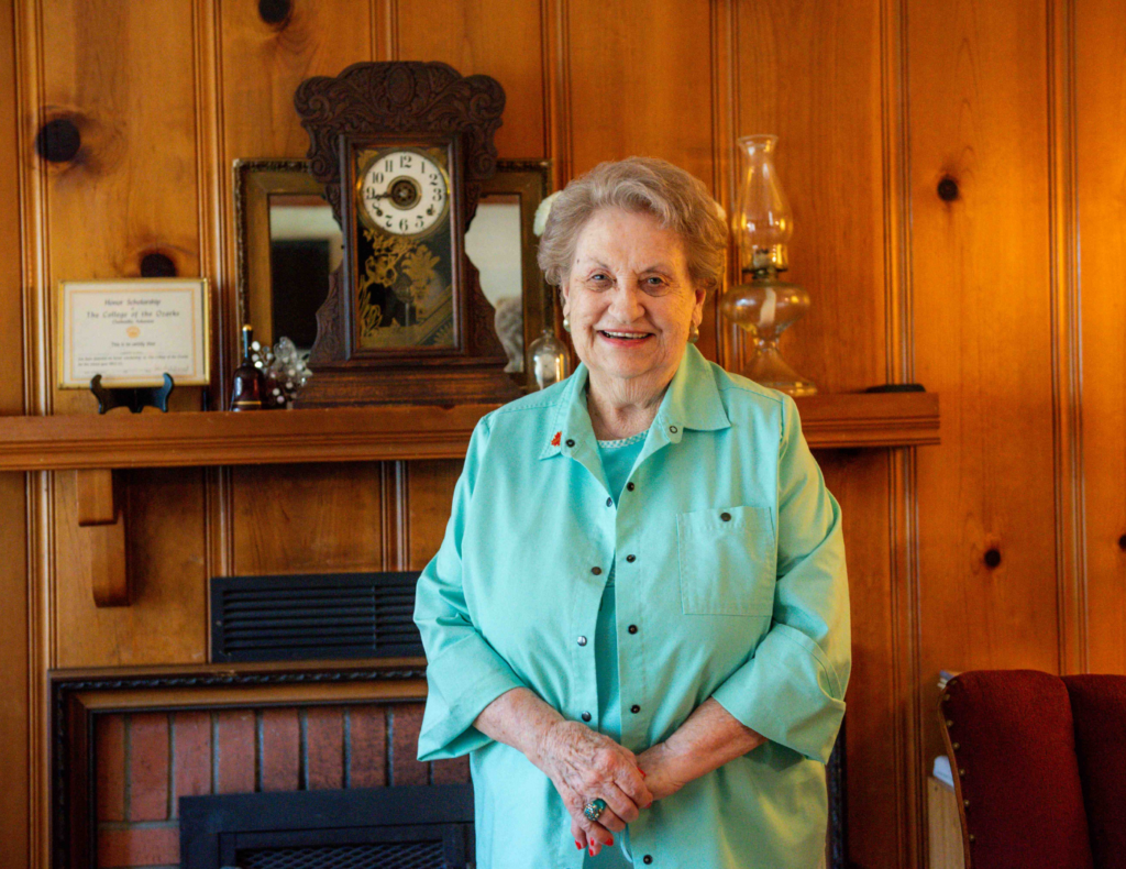 Lorraine Darnell