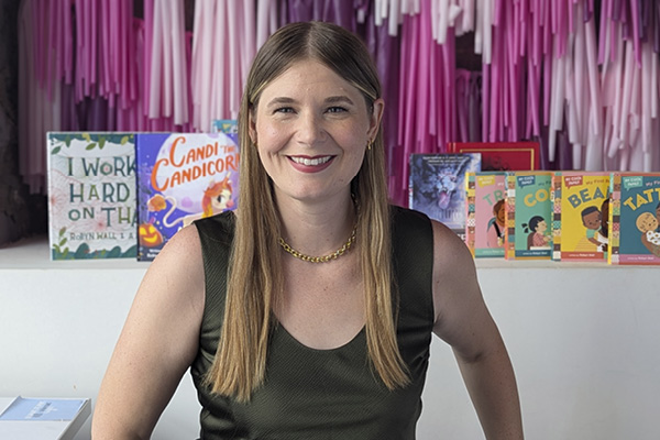 Alumna Robyn Wall