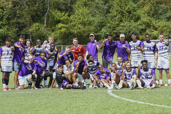 Men's Soccer team receives rings